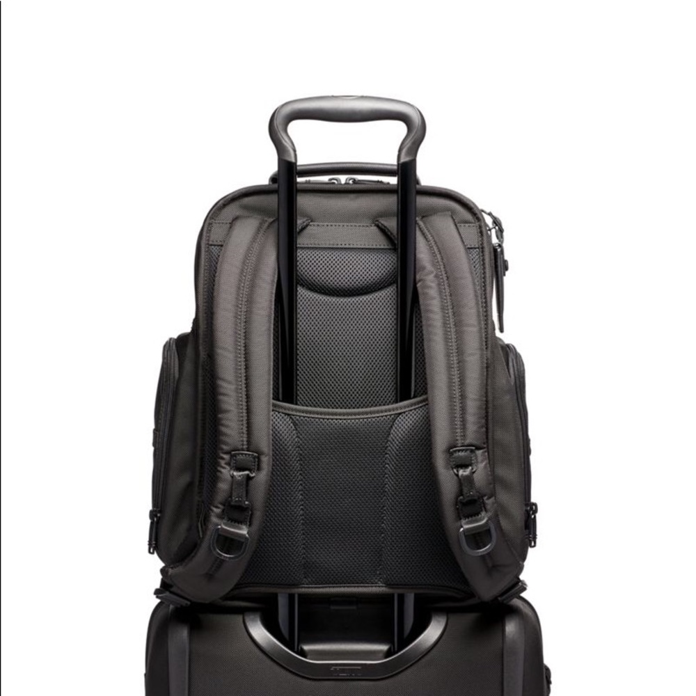 TUMI backpack - Picture 6 of 6